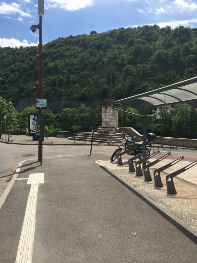 Duplex 70 M2 Balcon Coeur Historique Cahors Apartman Kültér fotó